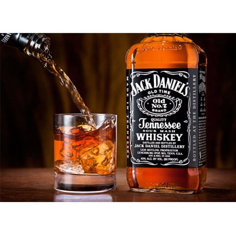 rượu mạnh pha cocktail whisky